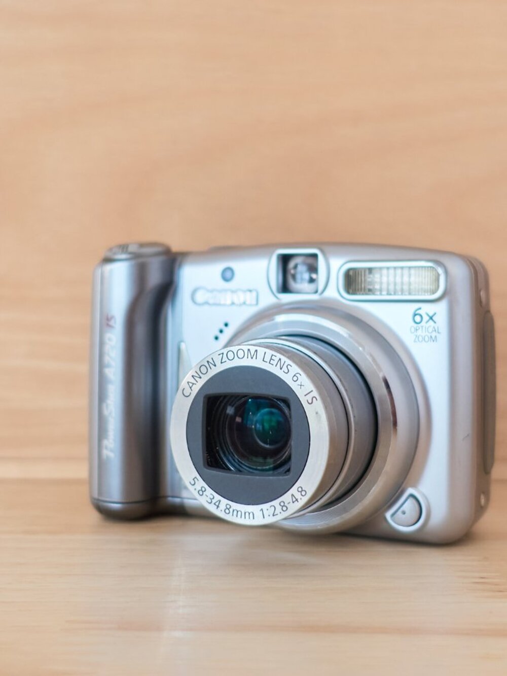 Vintage Canon PowerShot A720 IS 8MP Digital Camera 6x Zoom Silver Tested Working - Picture 2 of 8